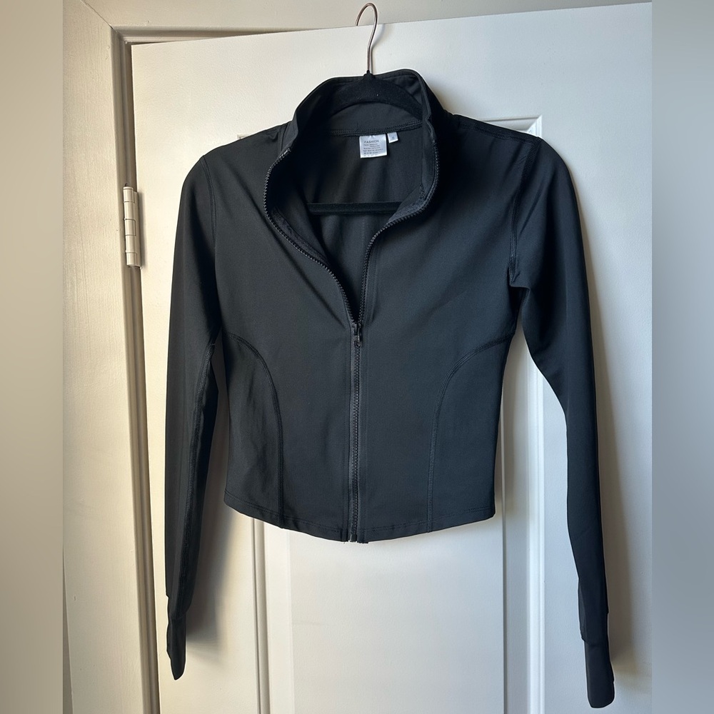 Black Women's Athletic Zip-Front Jacket - Small